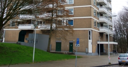 Amsterdamse woningcomplexen van F naar A