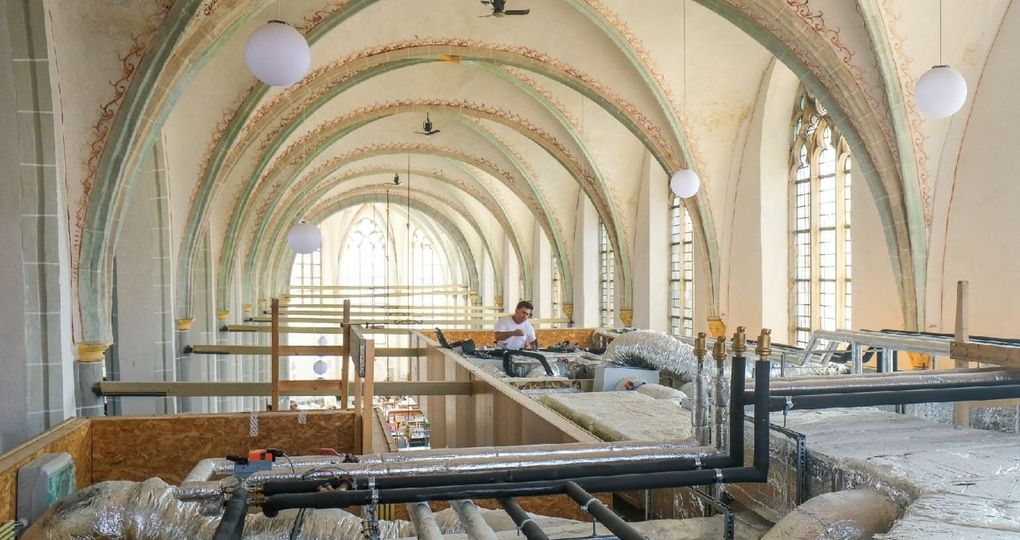 Duurzame installaties in monumentale kerk vragen om maatwerk