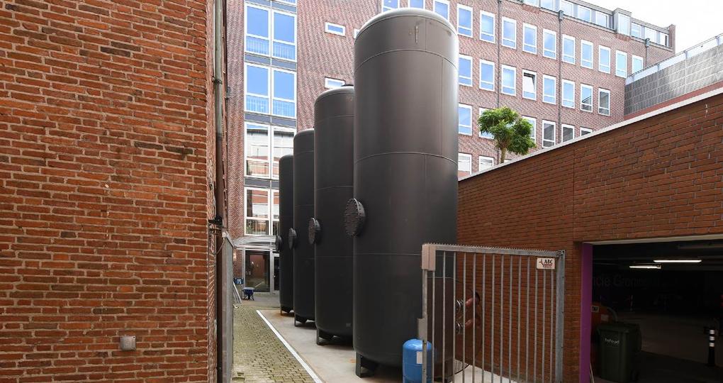 Eeuwenoud provinciehuis Groningen van het gas af